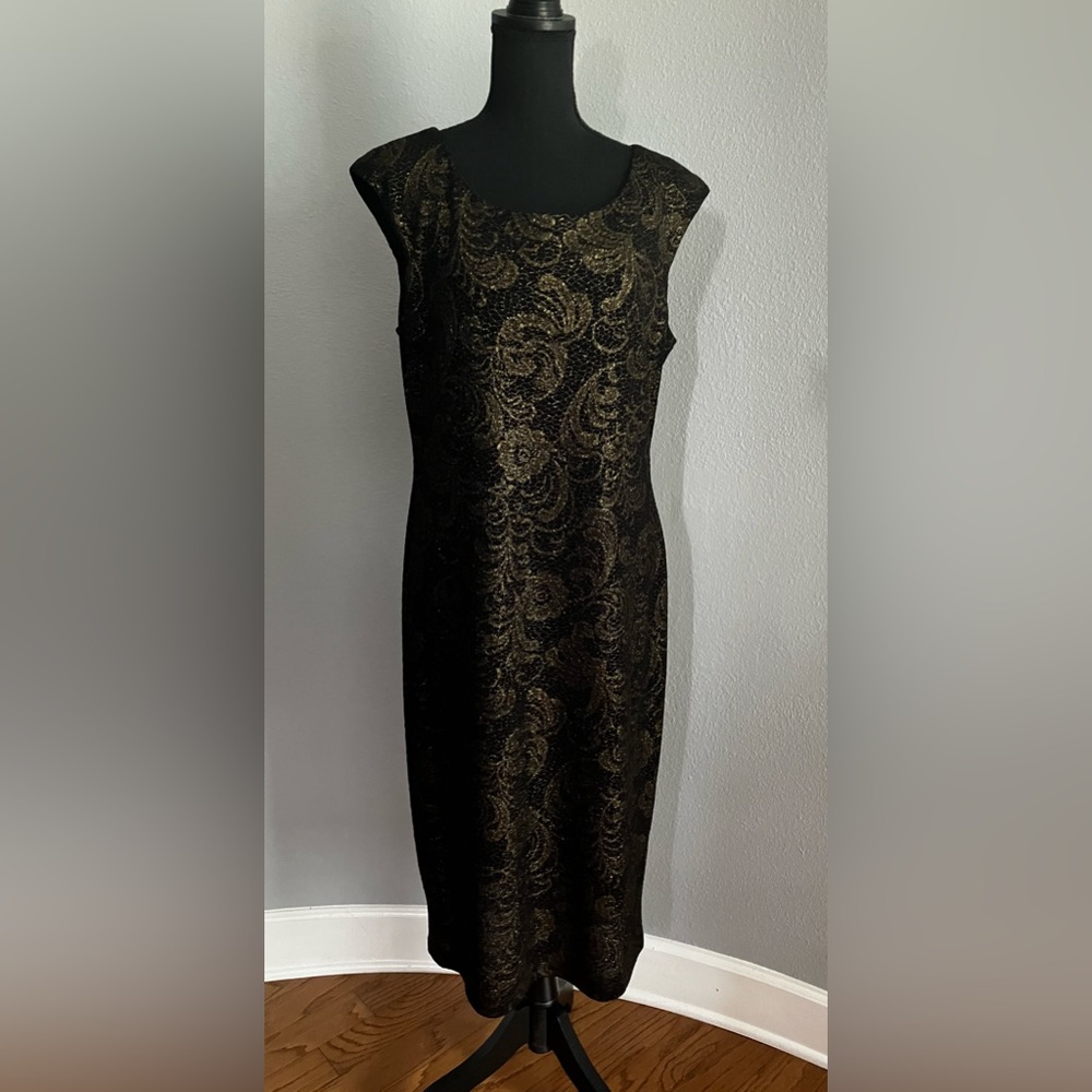 Connected Apparel Elegant Black and Gold Lace Cocktail Dress. Size 14